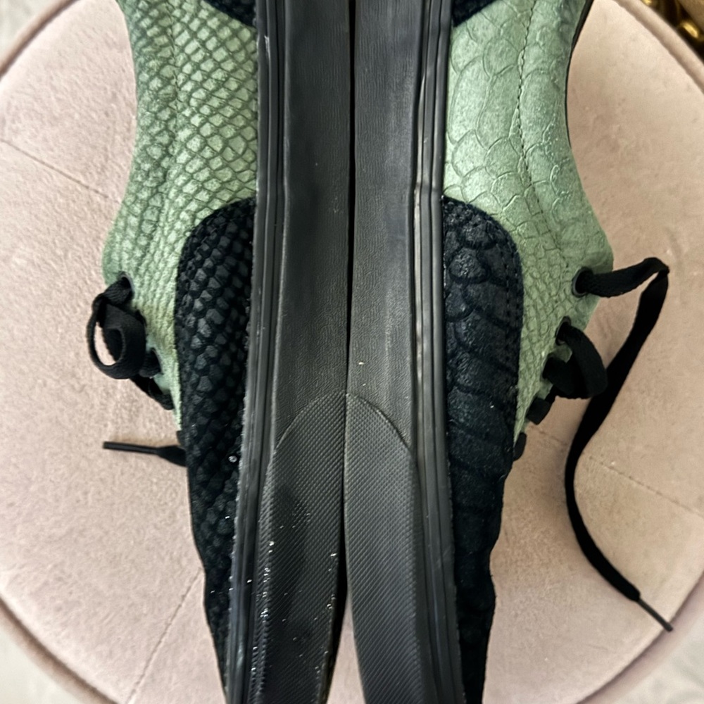 Vans Black and Green Textured Sneakers